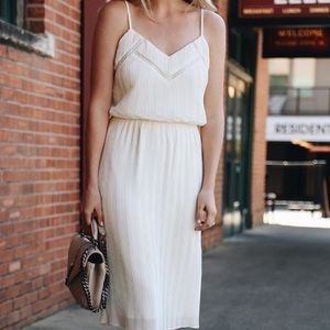 Express Ivory Pleated Midi Dress